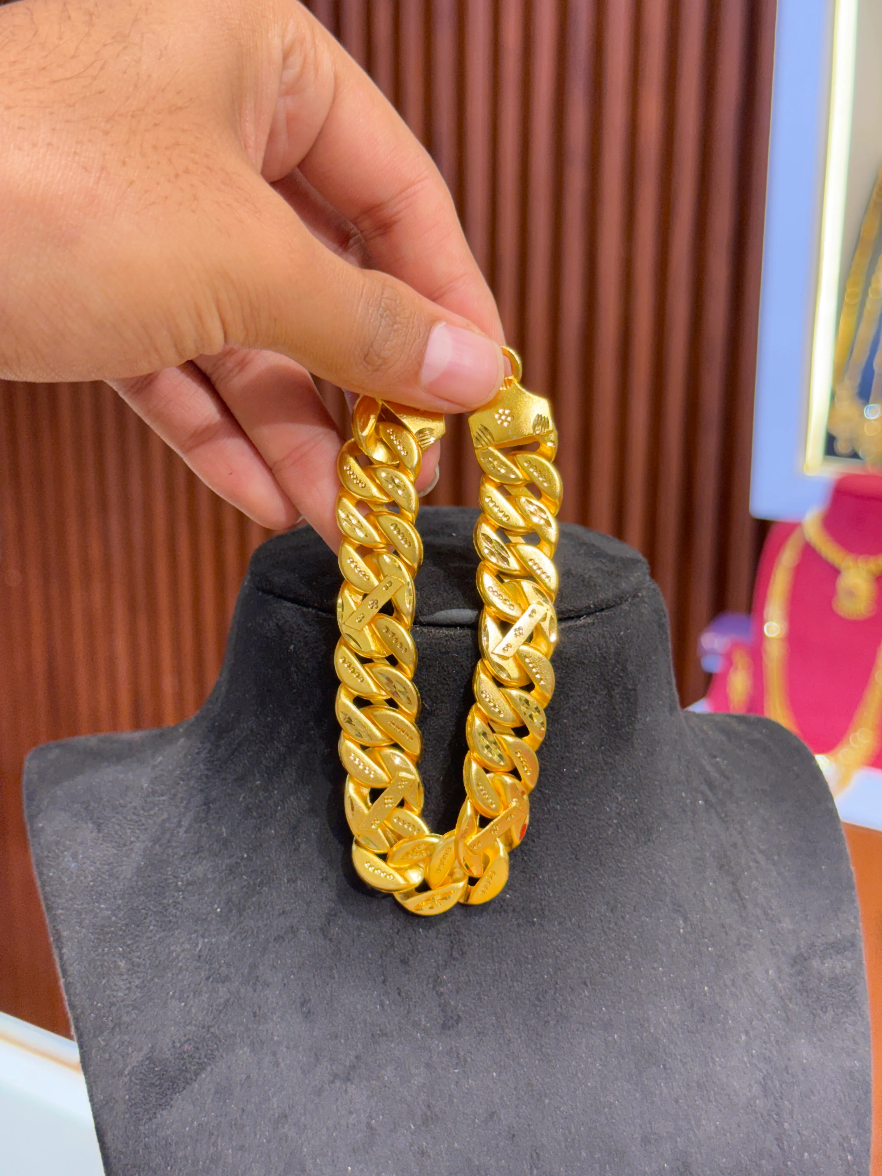 Bracelet ⭐⭐⭐⭐⭐ 4.5 (15,670) - Image 2