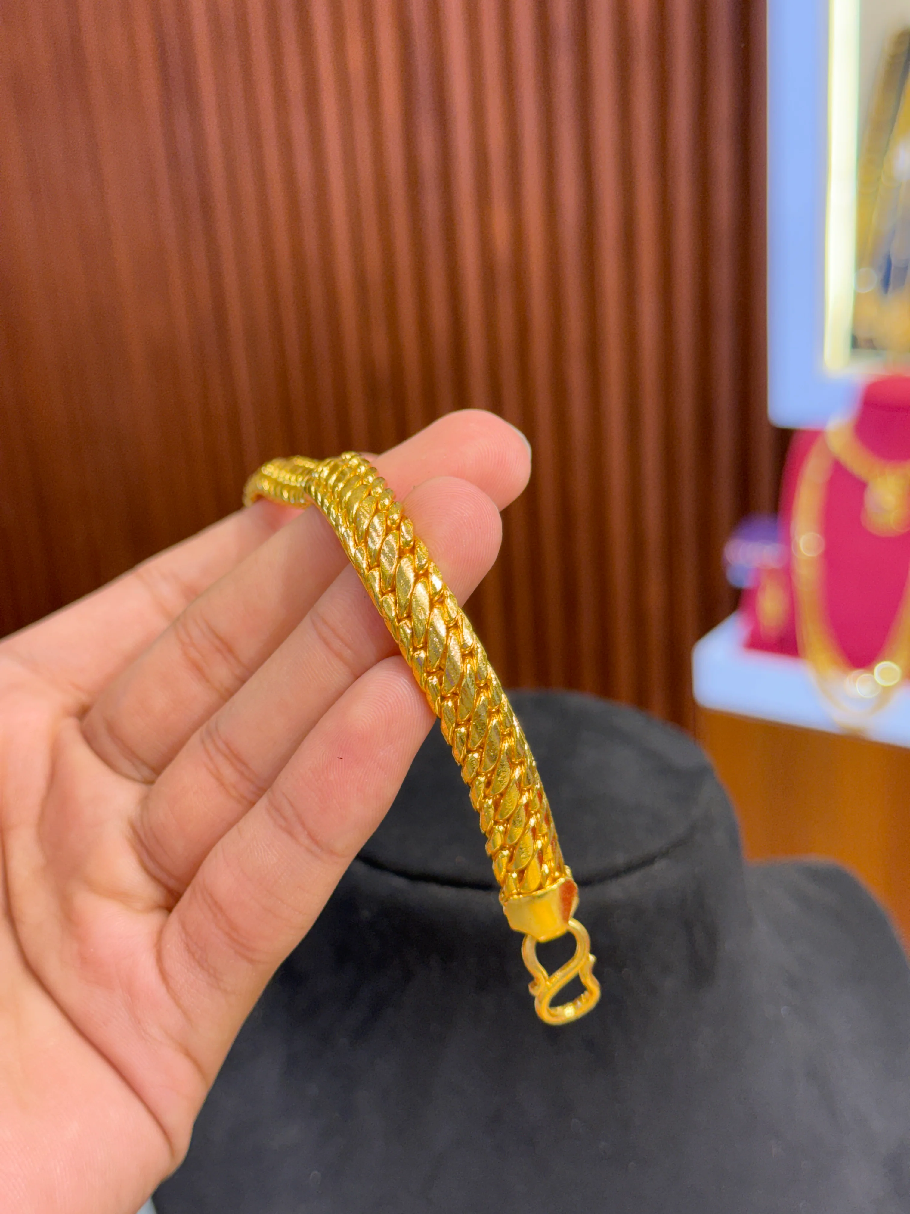 Classic Bracelet ⭐⭐⭐⭐⭐ 4.6 (22,540) - Image 10