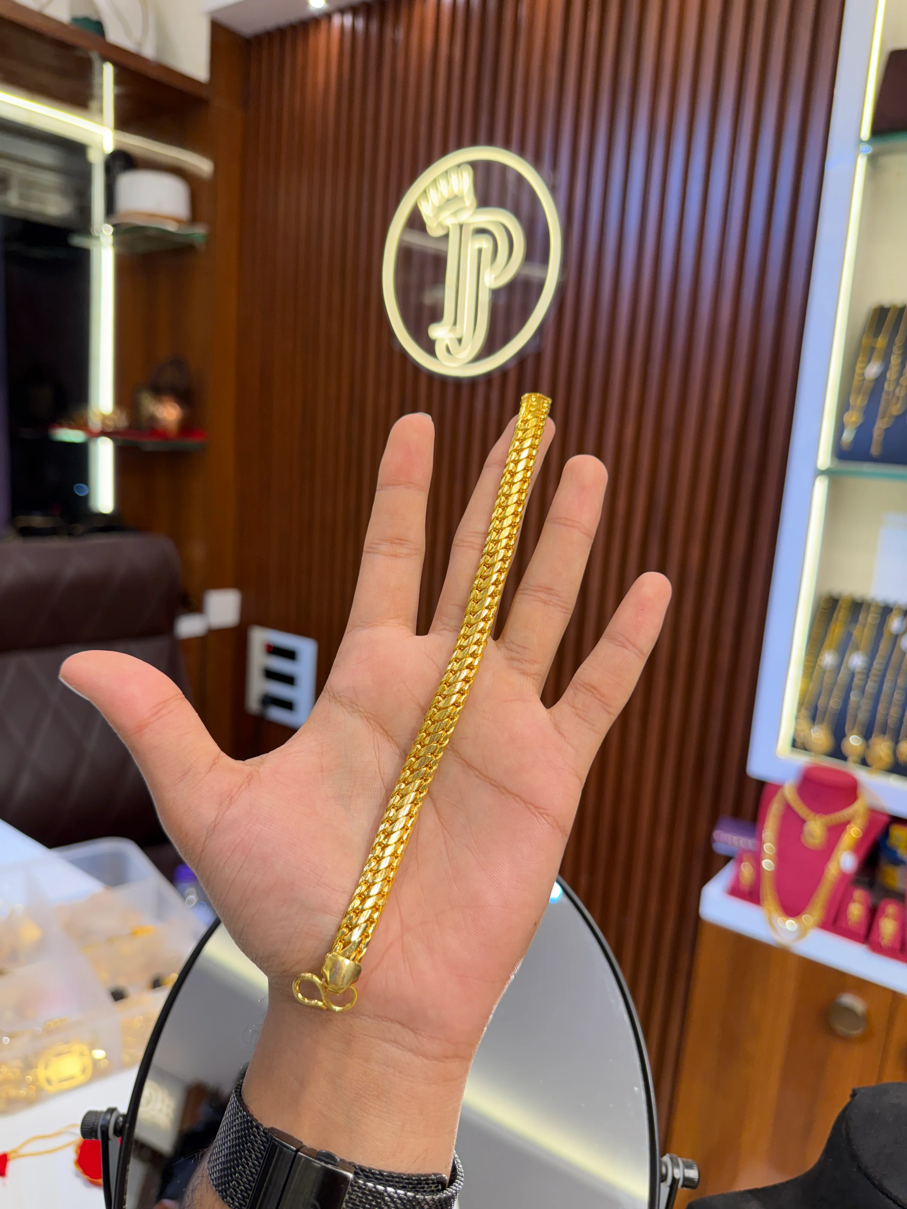 Classic Bracelet ⭐⭐⭐⭐⭐ 4.6 (22,540) - Image 7