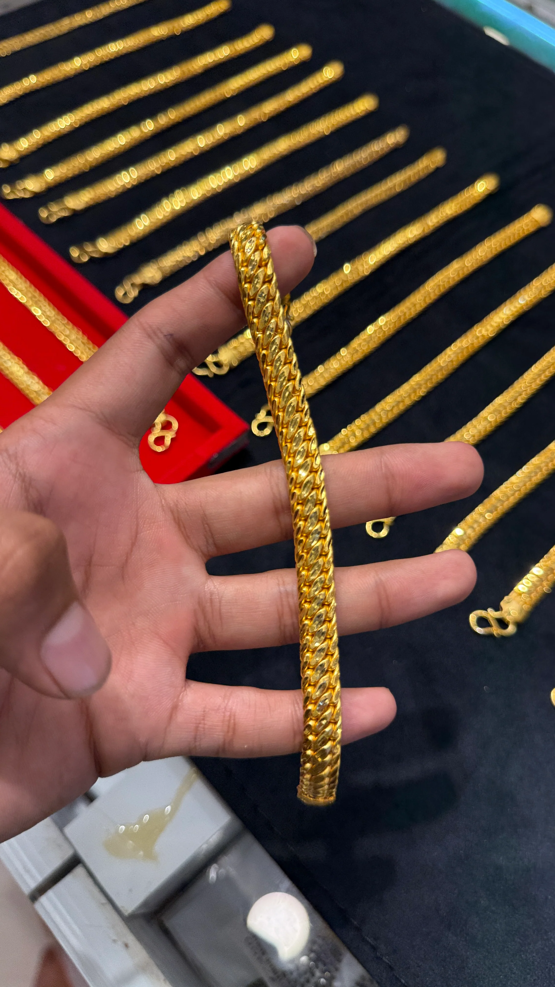 Classic Bracelet ⭐⭐⭐⭐⭐ 4.6 (22,540) - Image 9