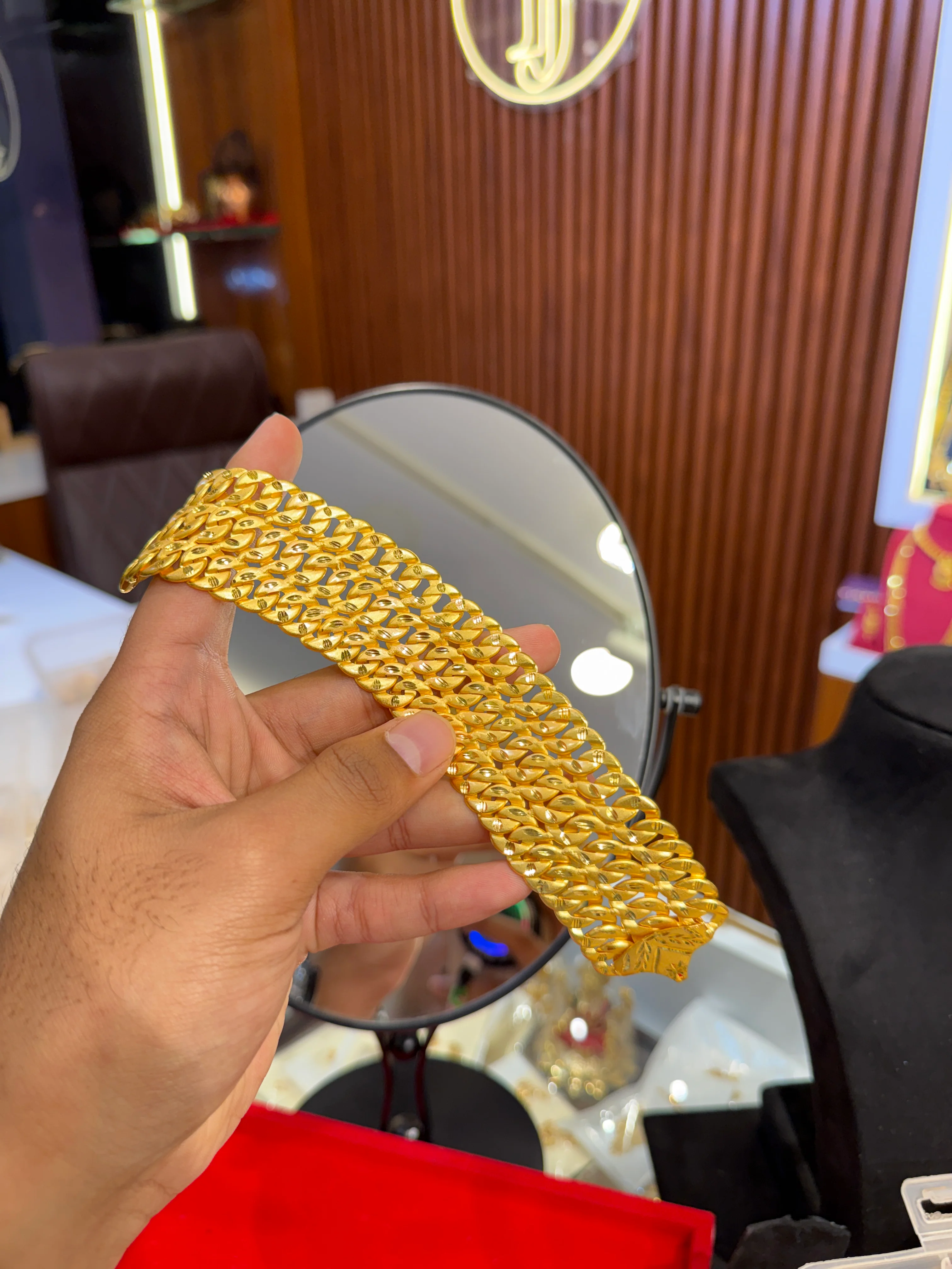 Bracelet ⭐⭐⭐⭐⭐ 4.9 (12,845) - Image 5