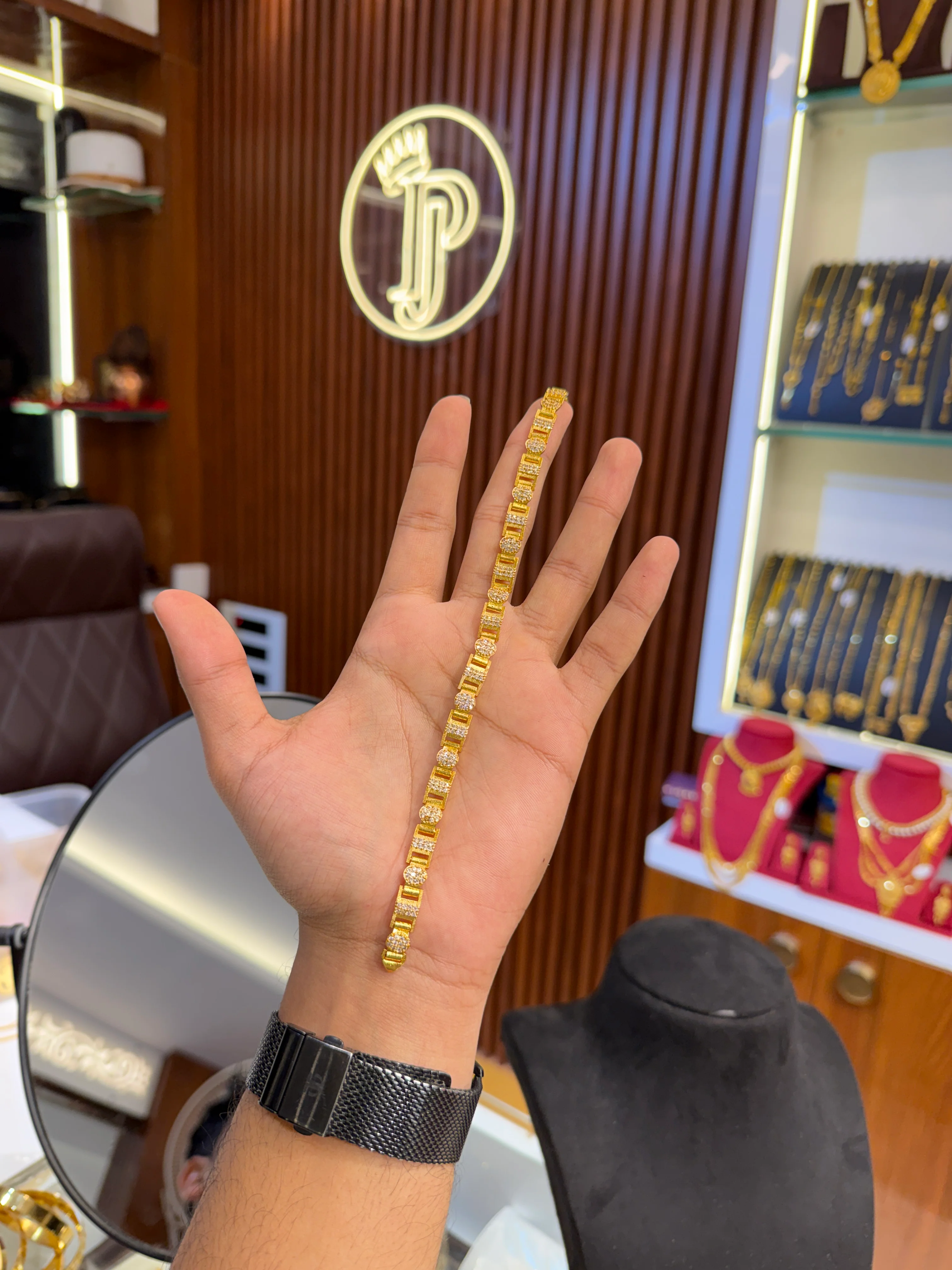 Bracelet ⭐⭐⭐⭐☆ 4.4 (6,780) - Image 3