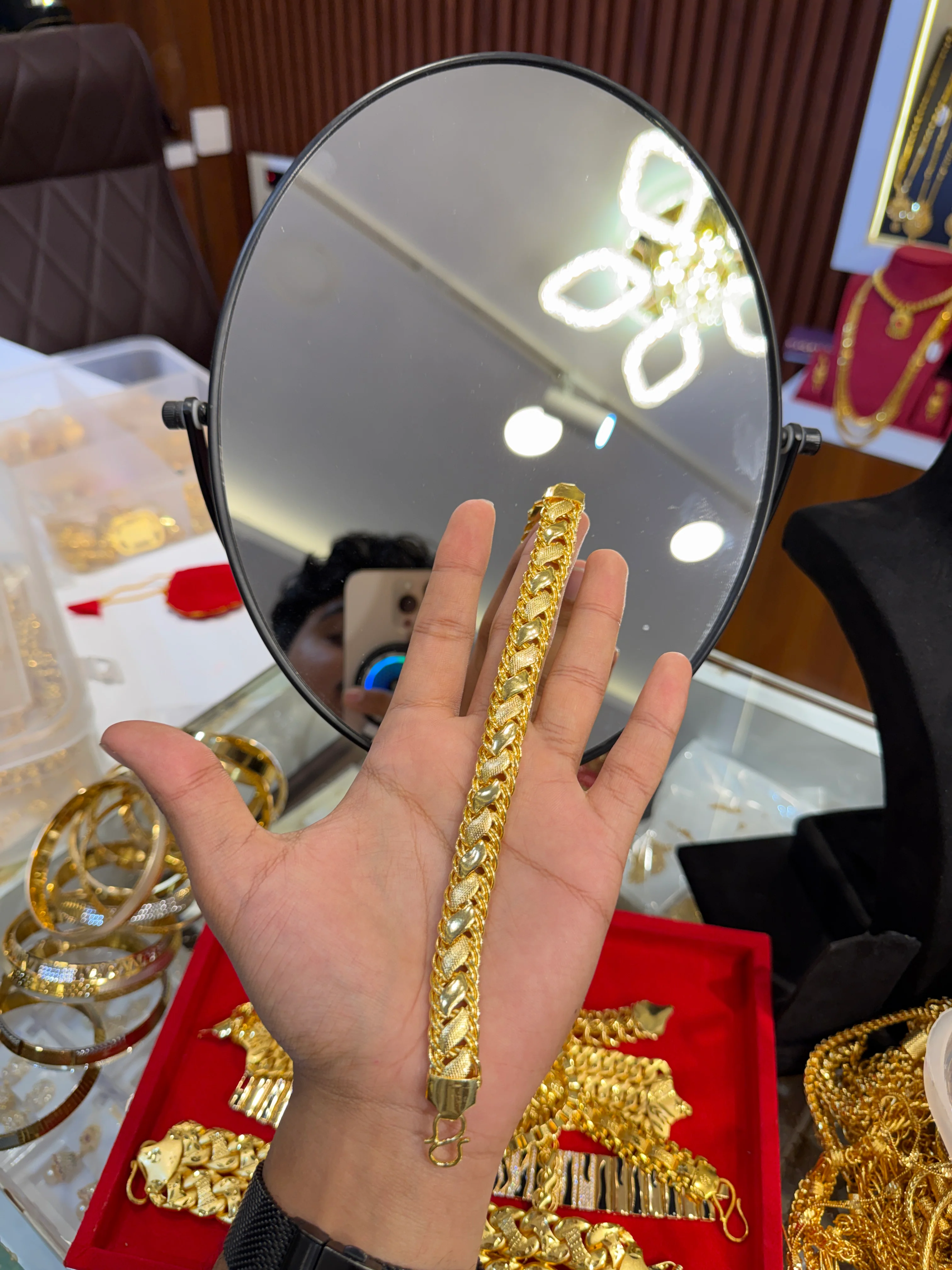 Bracelet ⭐⭐☆☆ 2.9 (6,130) - Image 3