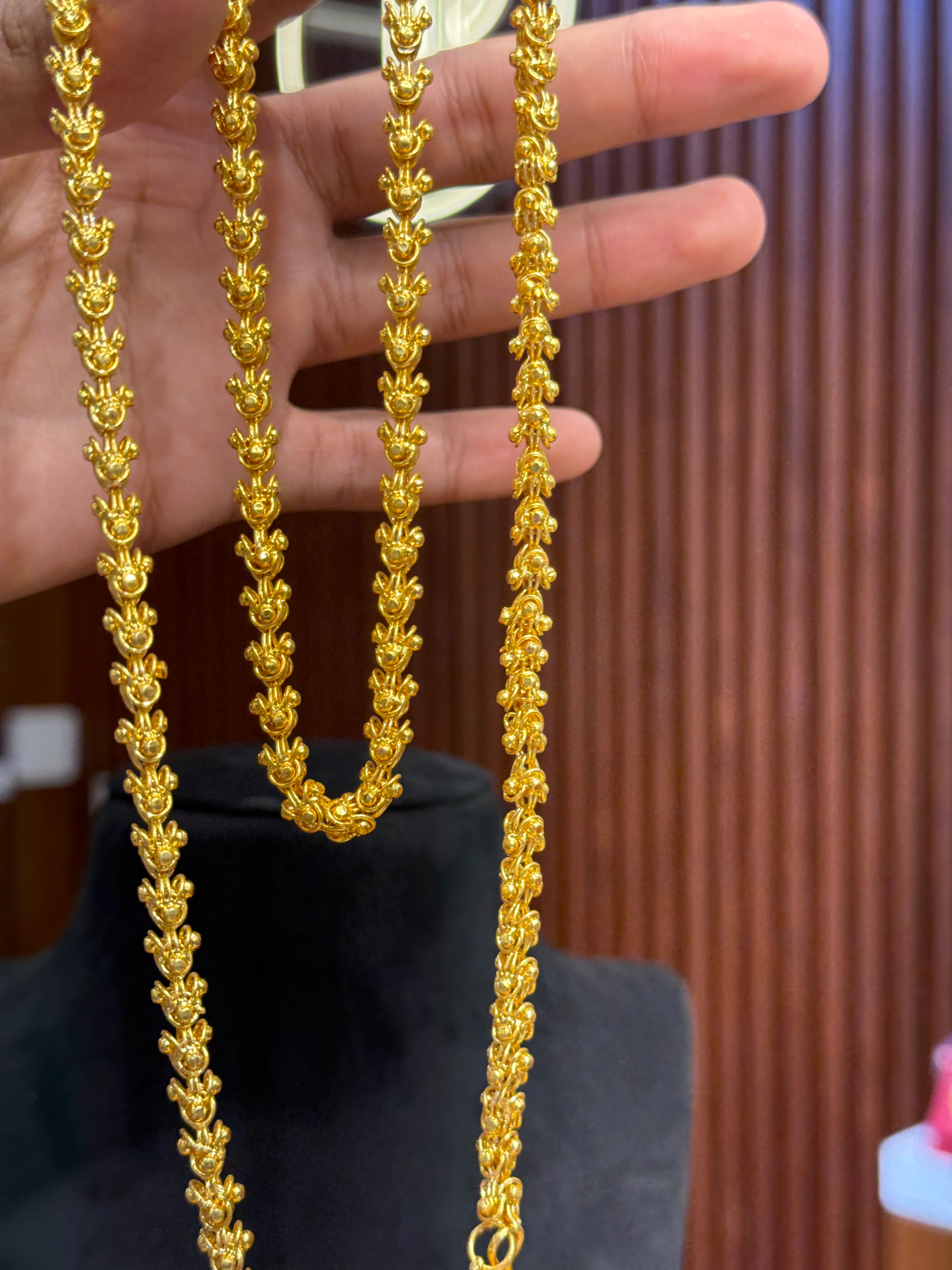 Chain . ⭐⭐⭐⭐⭐ 4.8 (9,430) - Image 2