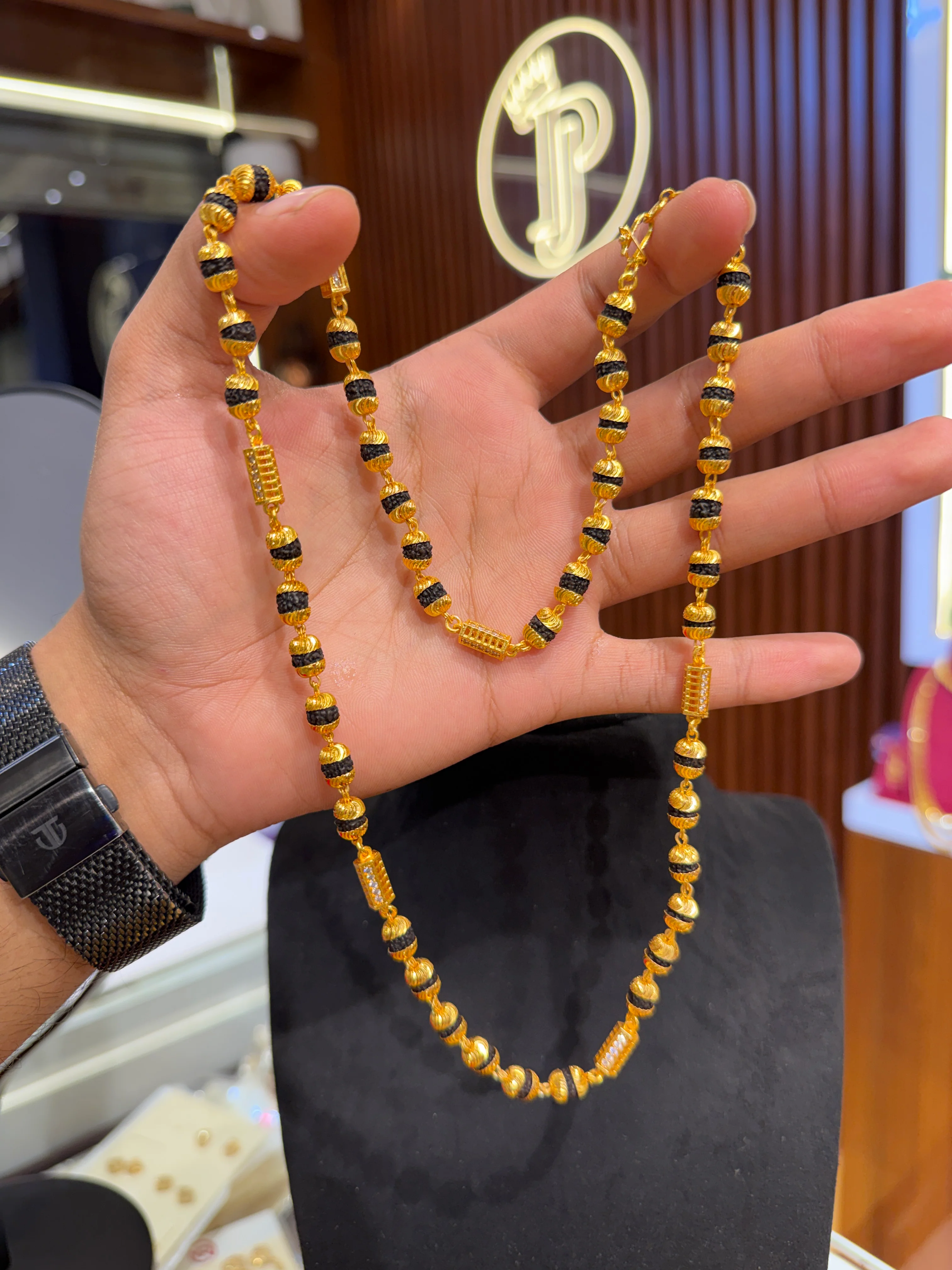 Chain. ⭐⭐⭐⭐⭐ 4.8 (9,430)