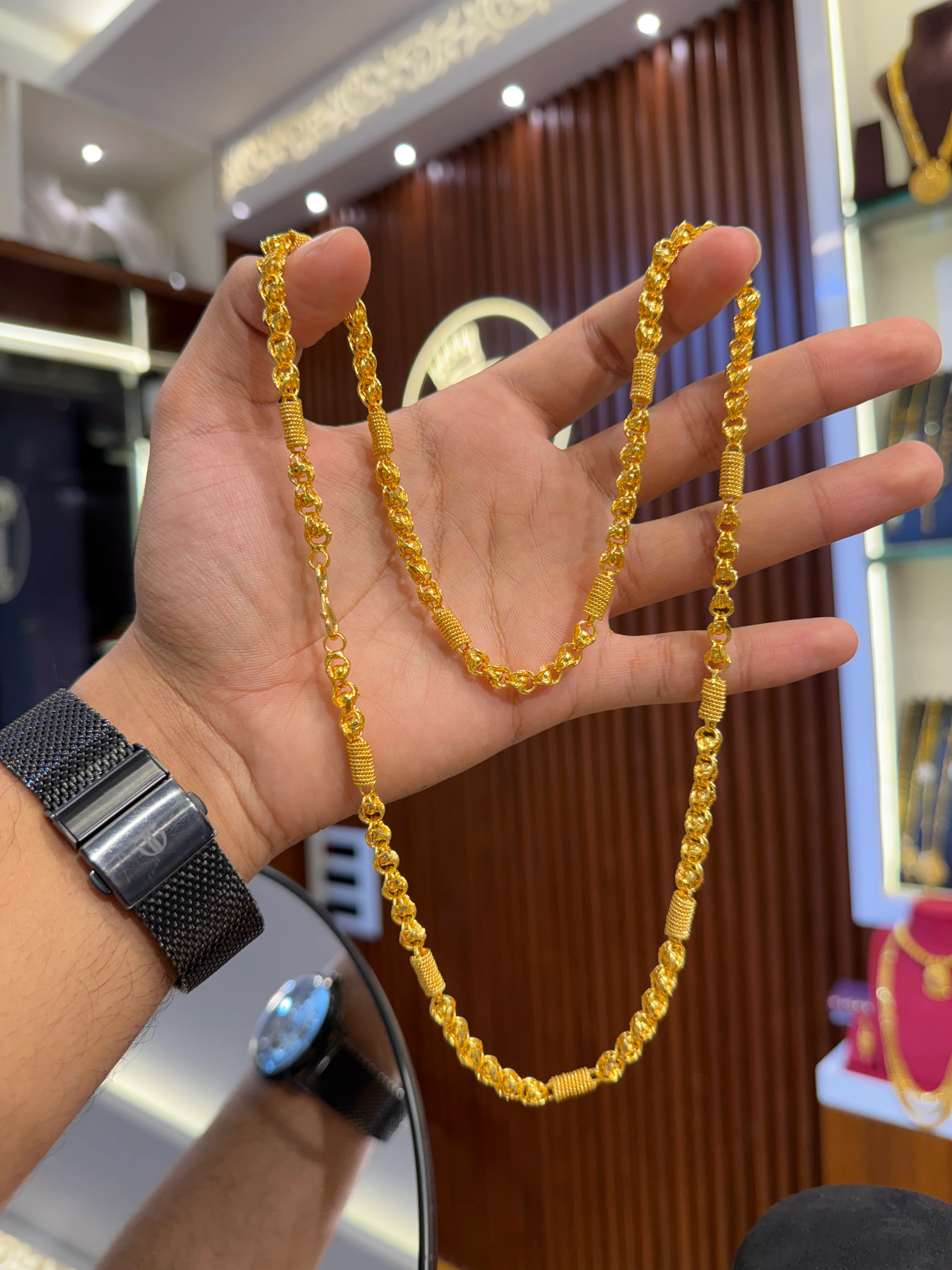 Chain.	⭐⭐⭐⭐⭐ 4.8 (9,430)