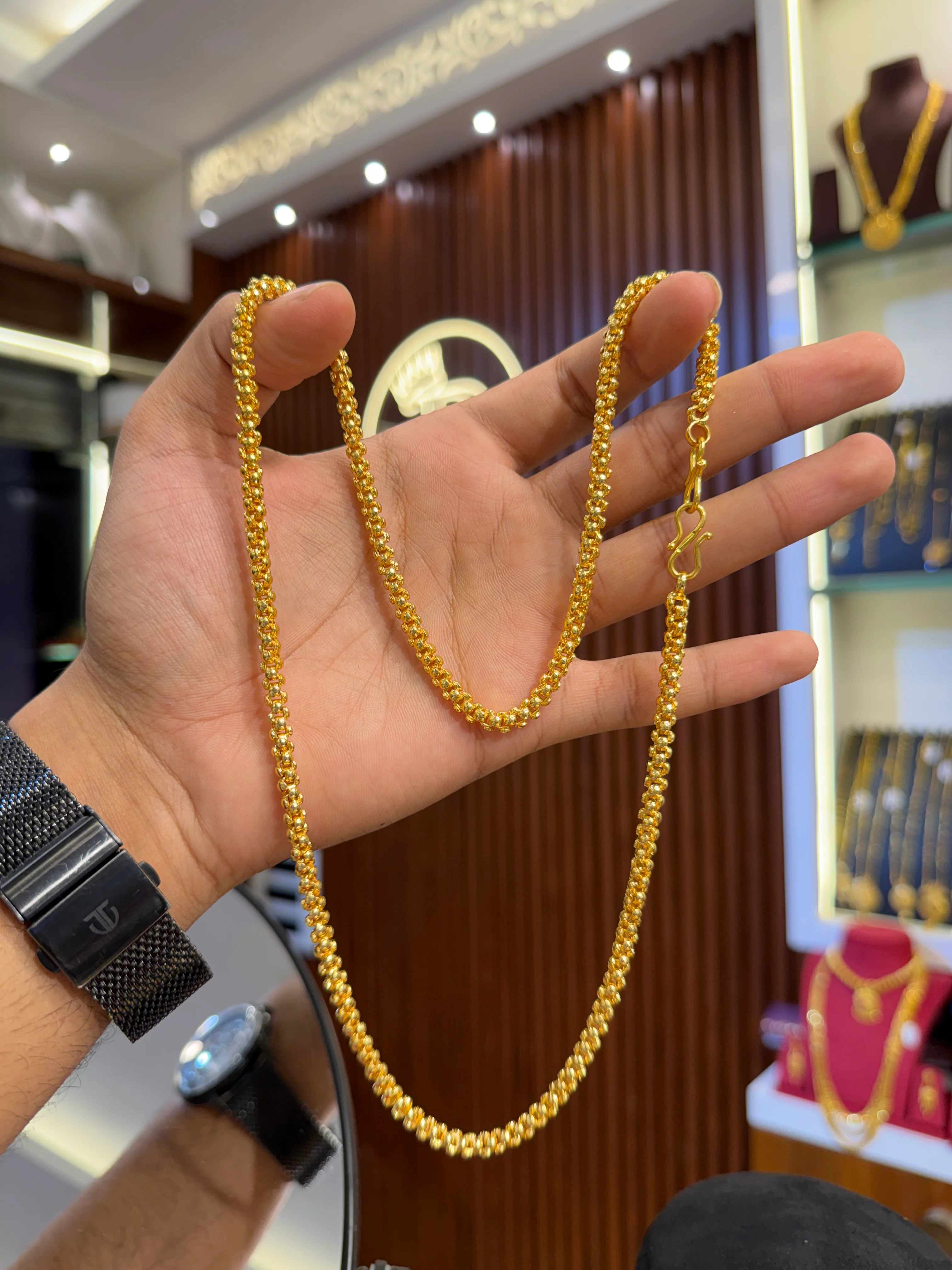 Chain ⭐⭐⭐⭐⭐ 4.9 (12,845)