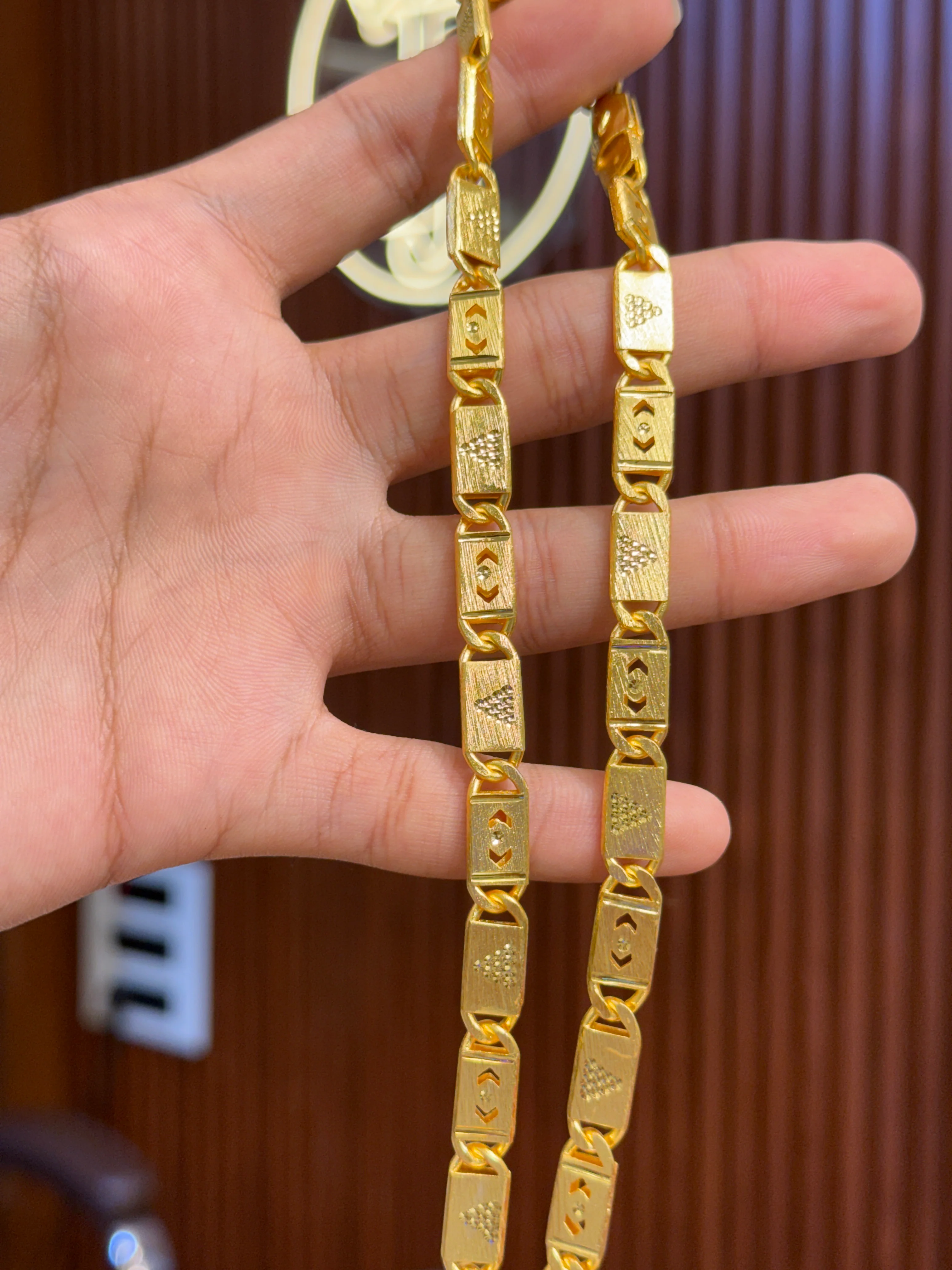 Chain ⭐⭐⭐⭐⭐ 4.9 (12,845) - Image 2