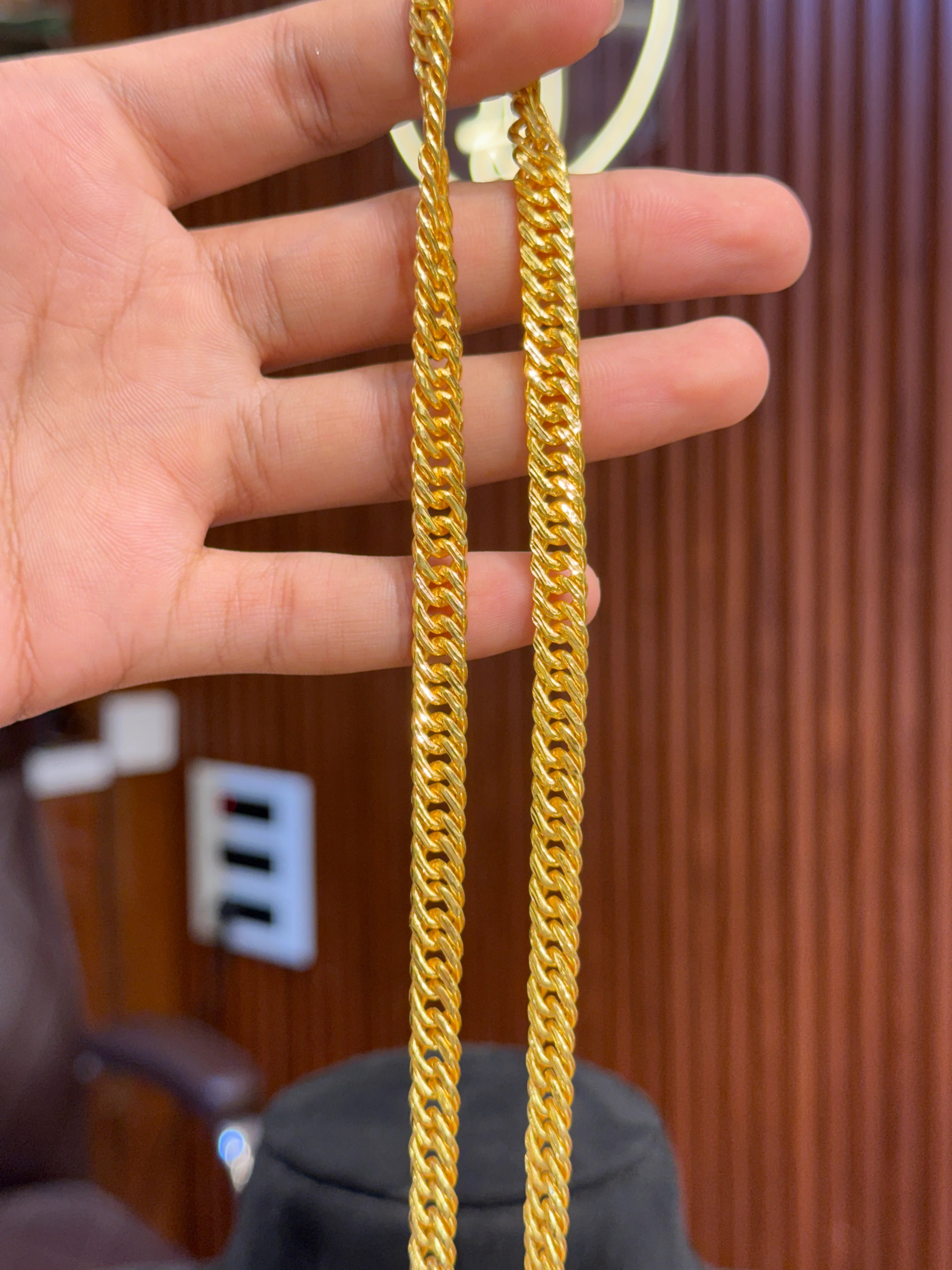 Chain ⭐⭐⭐⭐☆ 4.3 (14,950) - Image 2