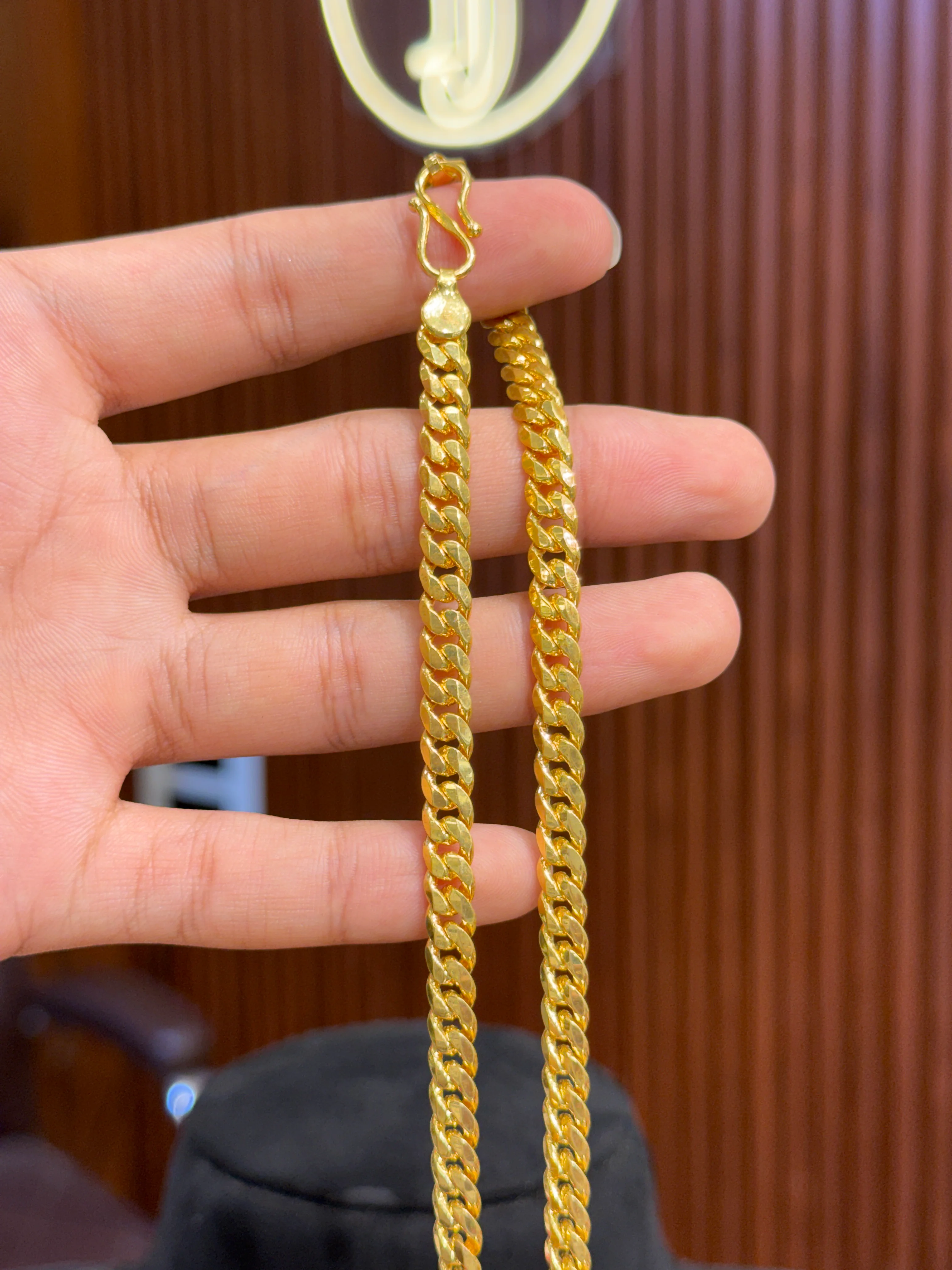 Chain ⭐⭐⭐⭐☆ 4.3 (14,950) - Image 3