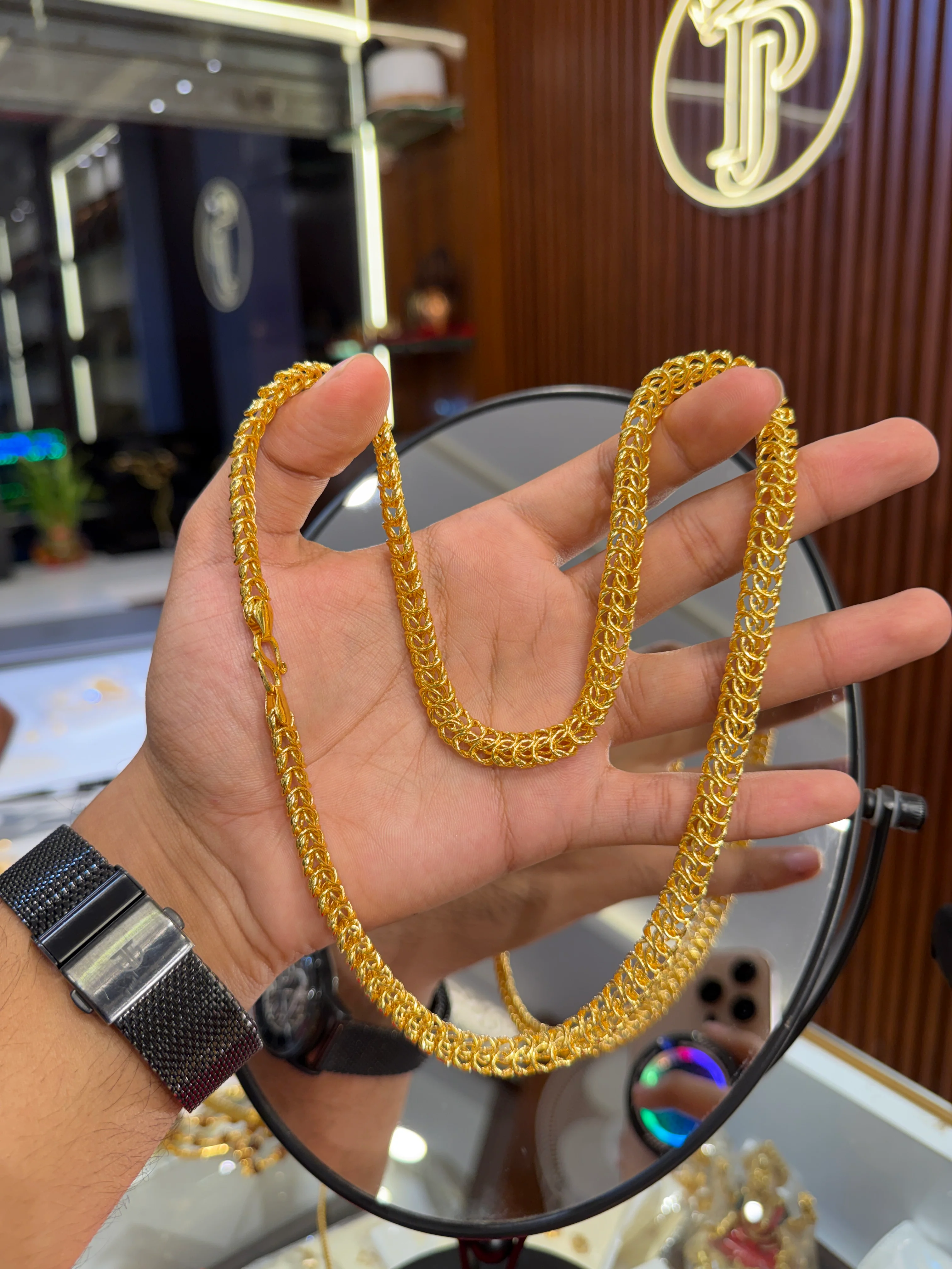 Chain ⭐⭐⭐☆☆ 3.0 (8,990) - Image 4