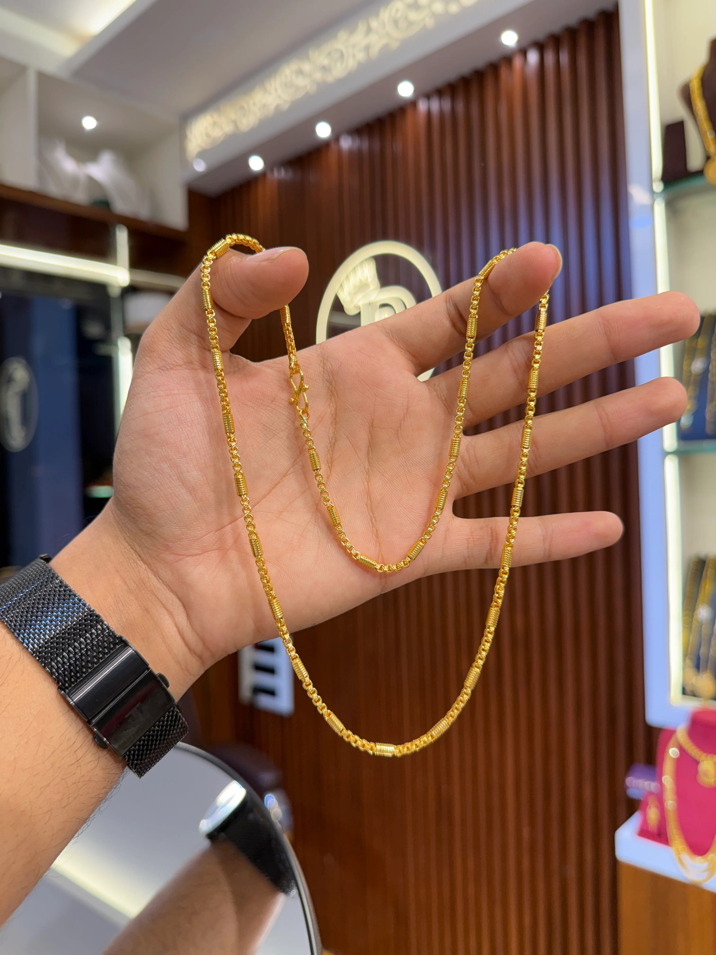 Chain ⭐⭐⭐☆☆ 3.1 (5,640) - Image 2