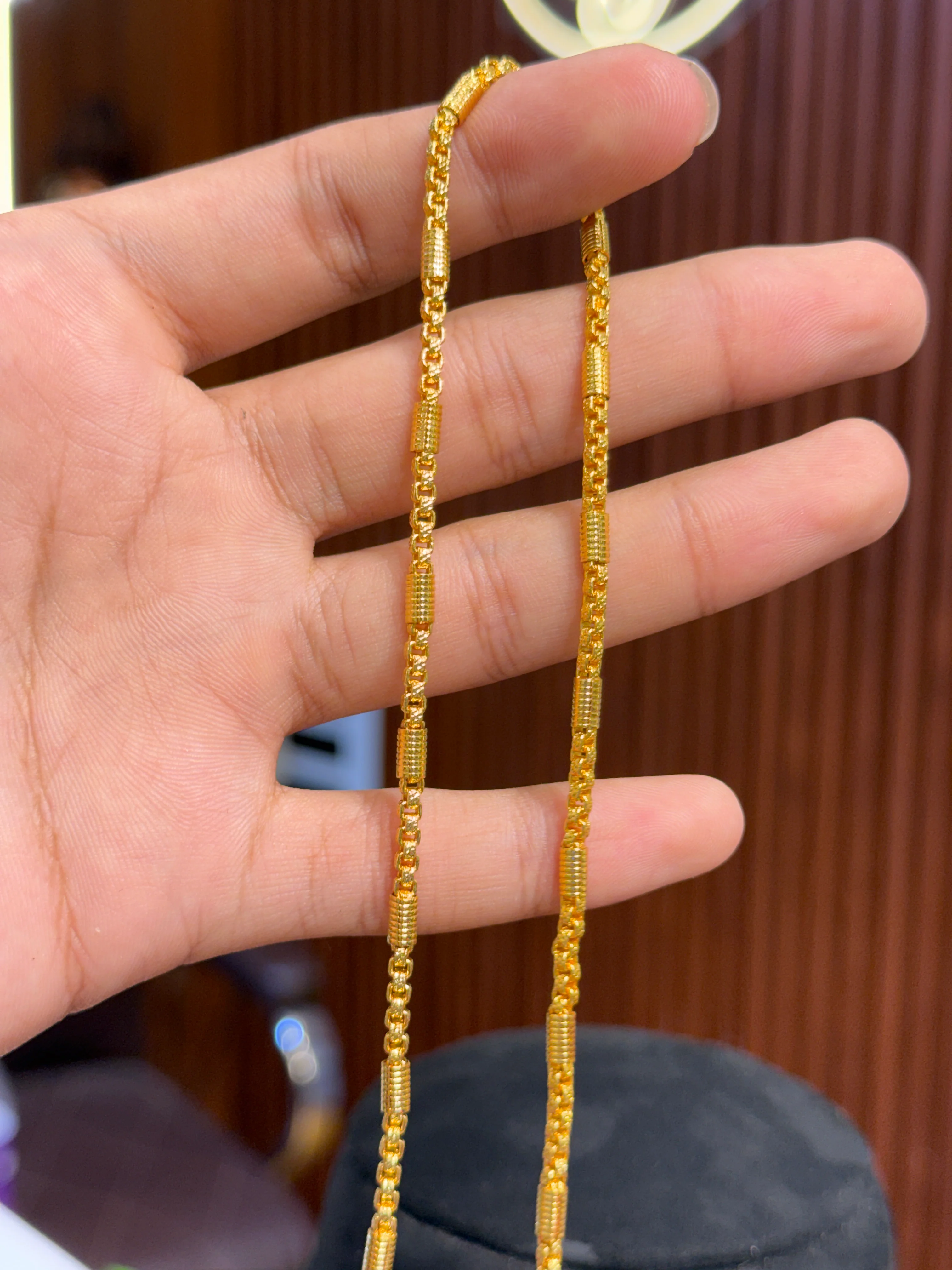 Chain ⭐⭐⭐☆☆ 3.1 (5,640) - Image 3