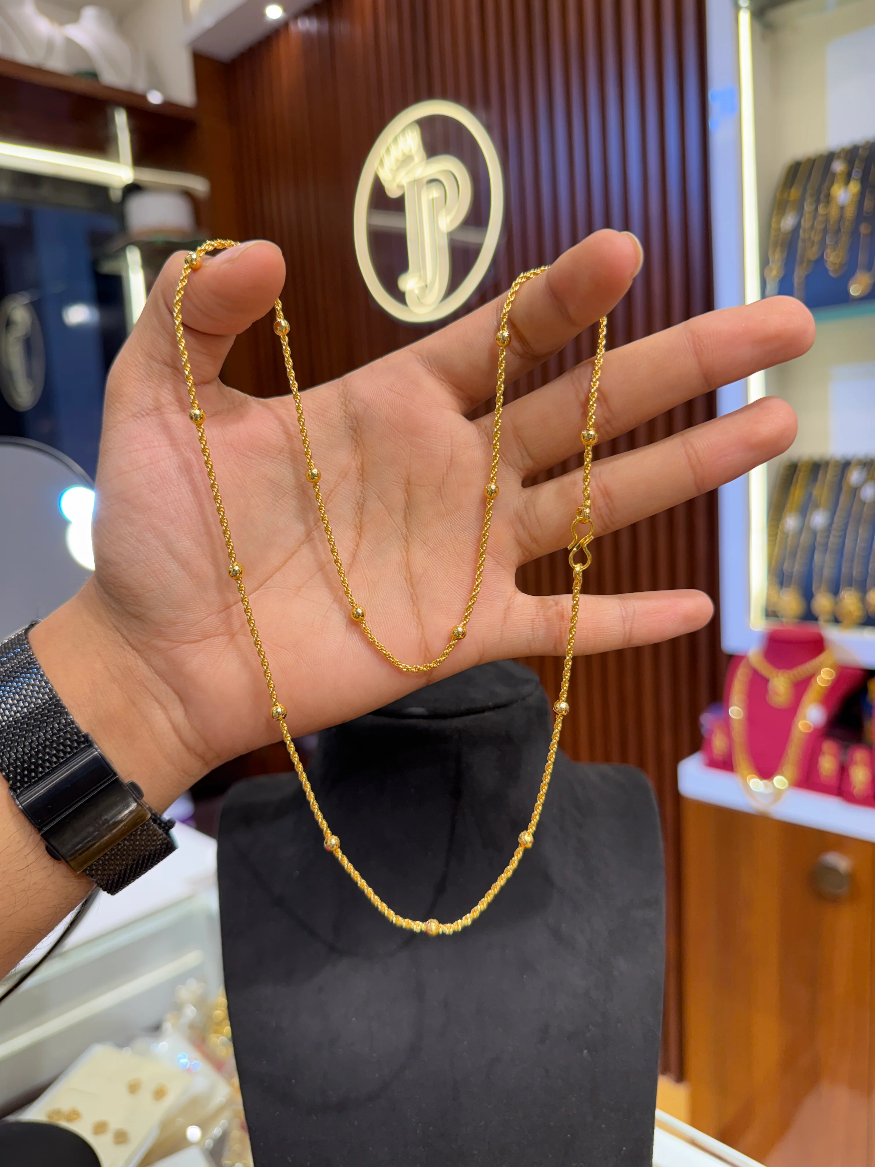 Chain ⭐⭐⭐☆☆ 3.2 (2,980)