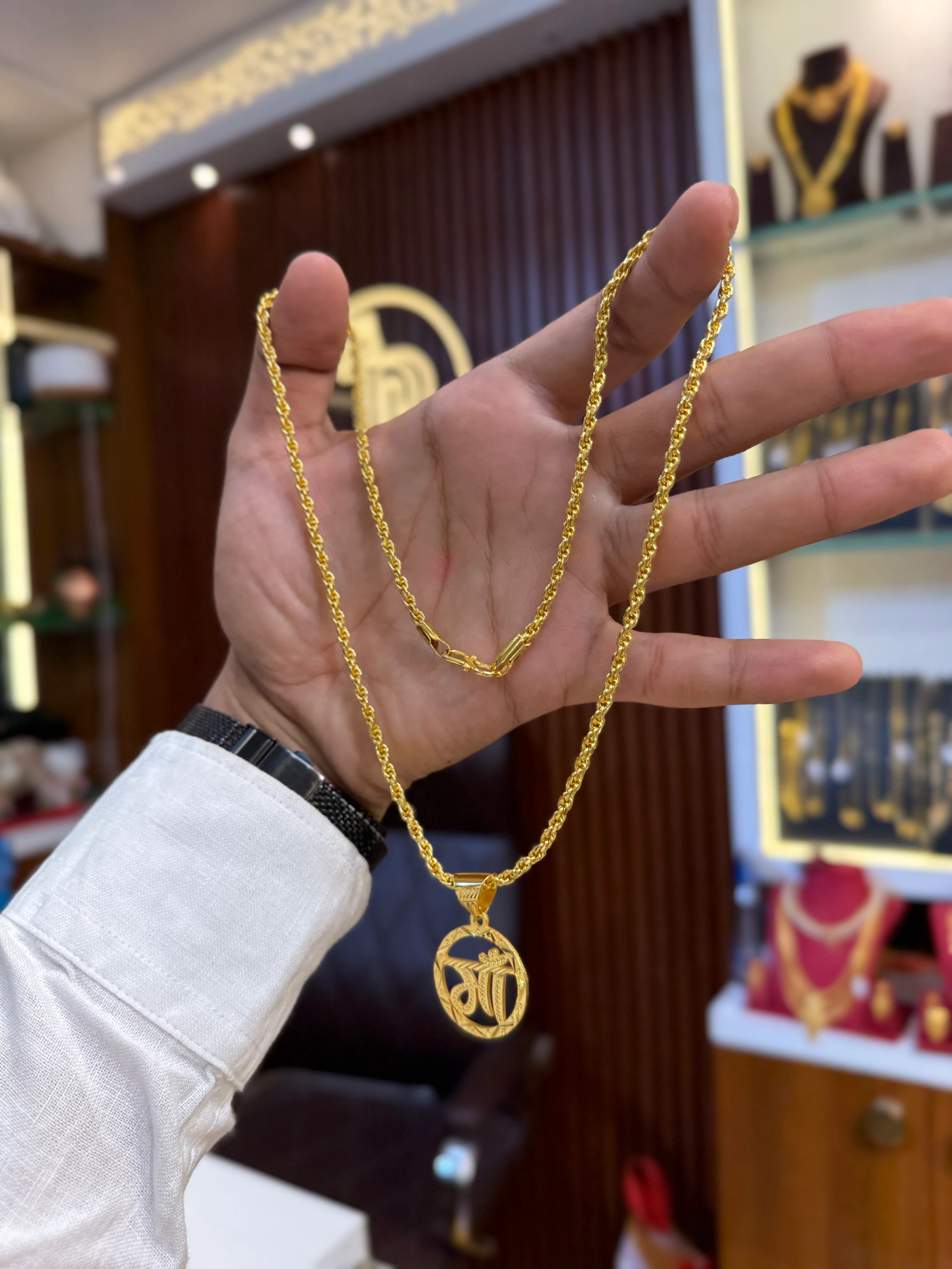 Chain + ( maa pendent ) ⭐⭐⭐⭐⭐ 4.5 (18,686) - Image 5