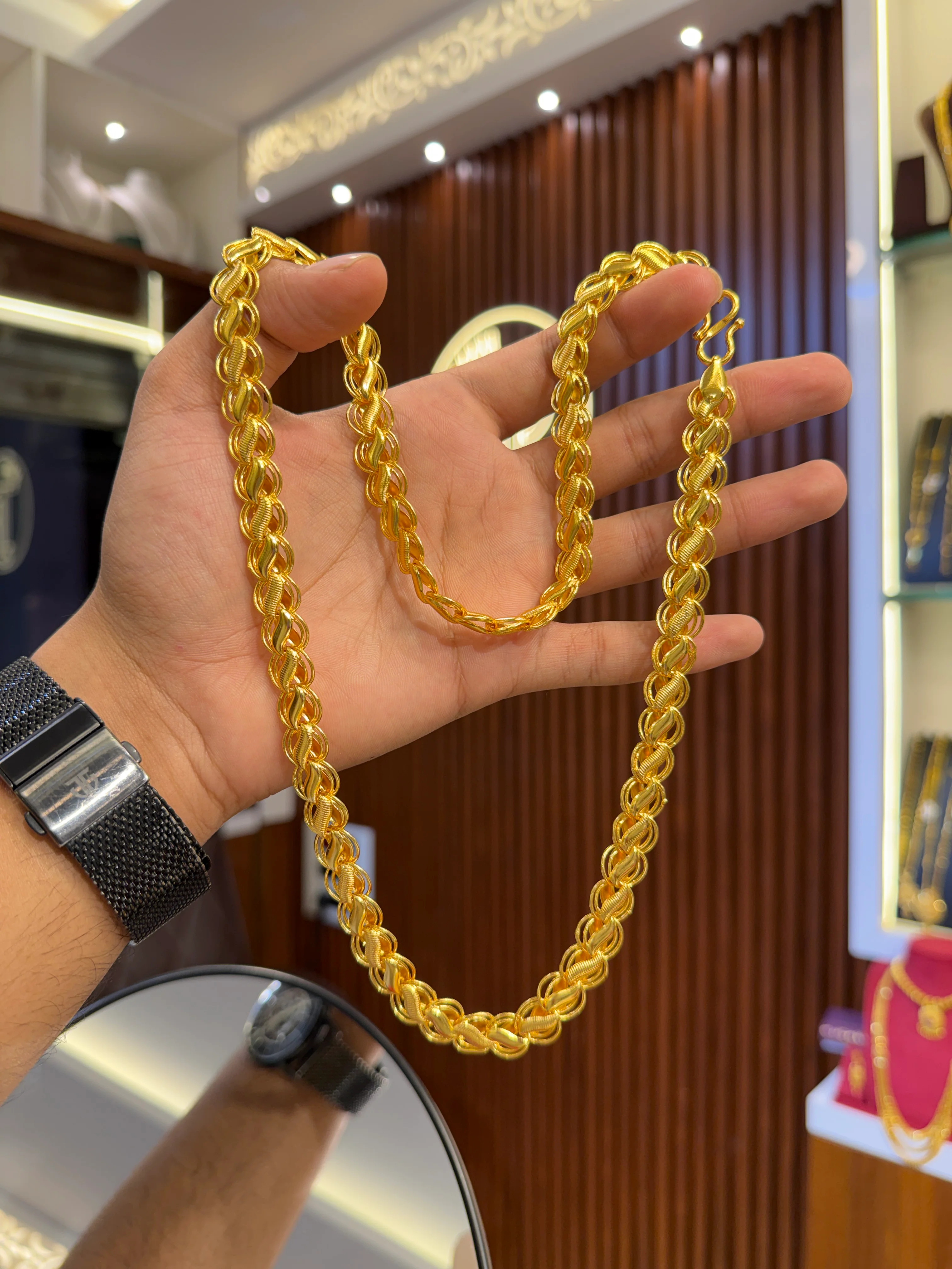 Lotus Chain ⭐⭐⭐⭐⭐ 4.9 (12,845)