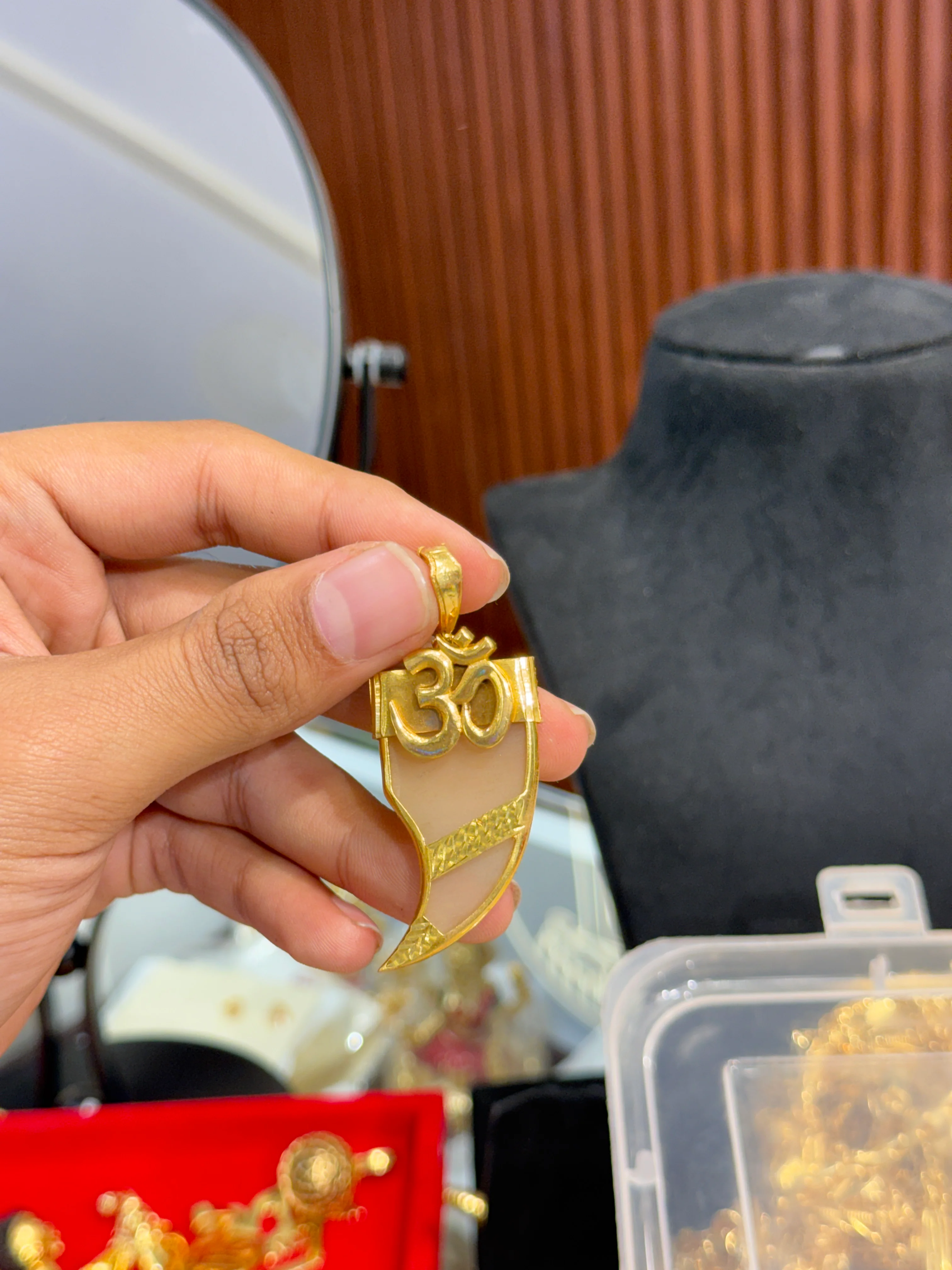 Pendent ⭐⭐⭐⭐☆ 4.4 (6,780) - Image 3