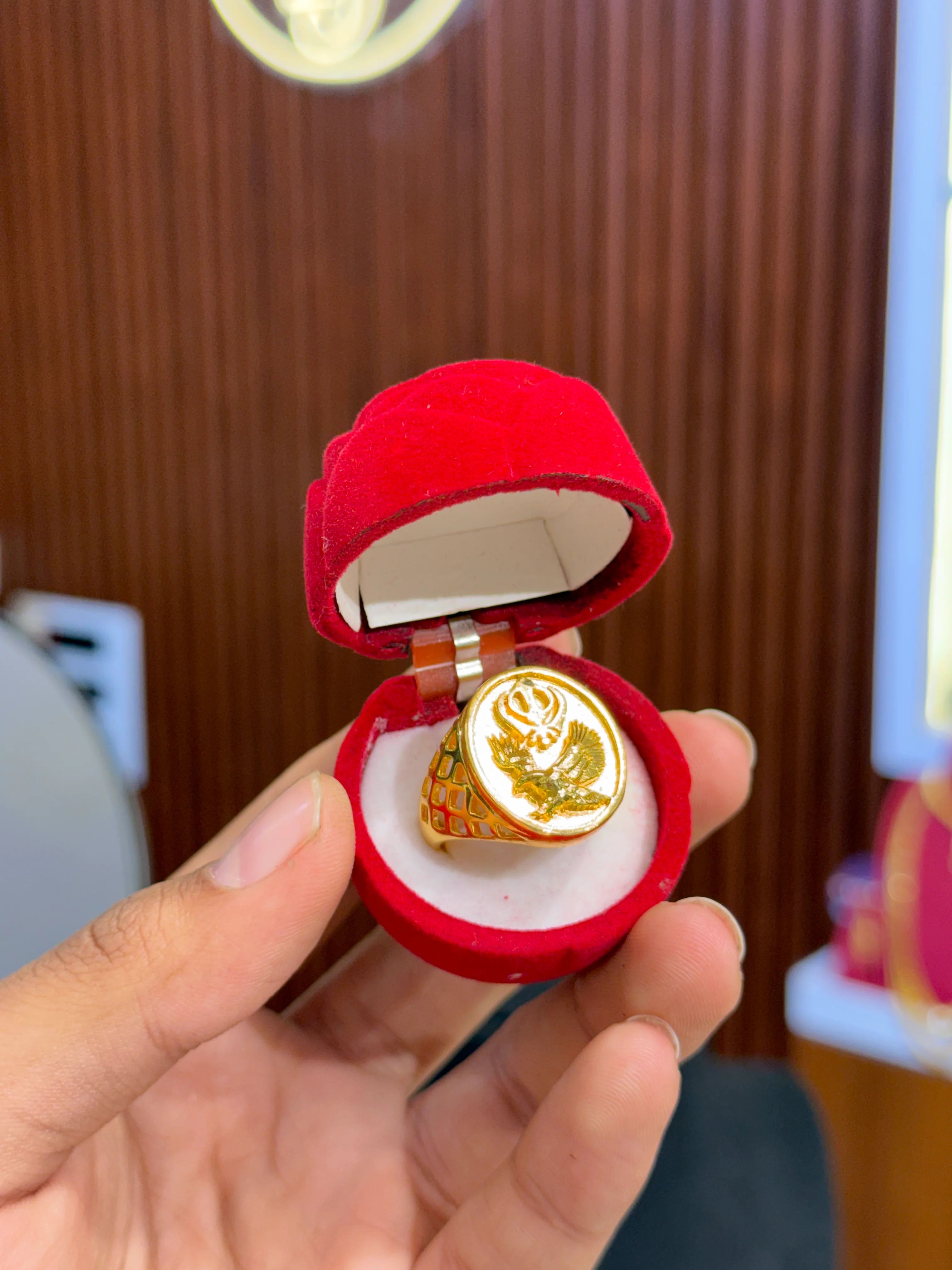 Ring ⭐⭐⭐☆☆ 3.5 (4,900) - Image 3