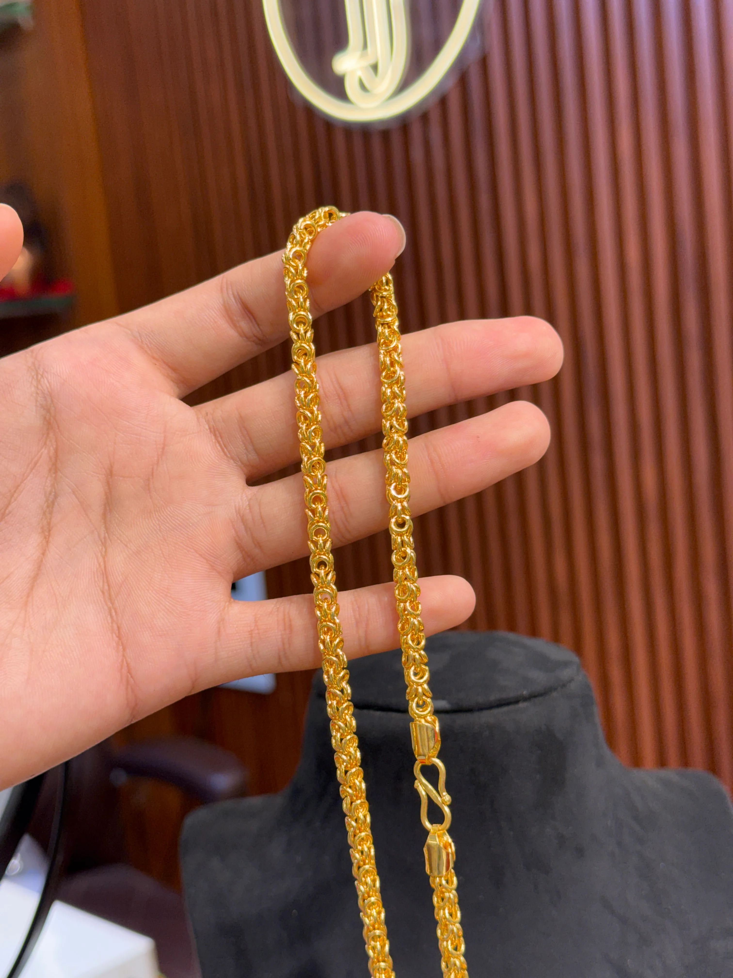 Chain. ⭐⭐⭐⭐⭐ 4.8 (9,430)