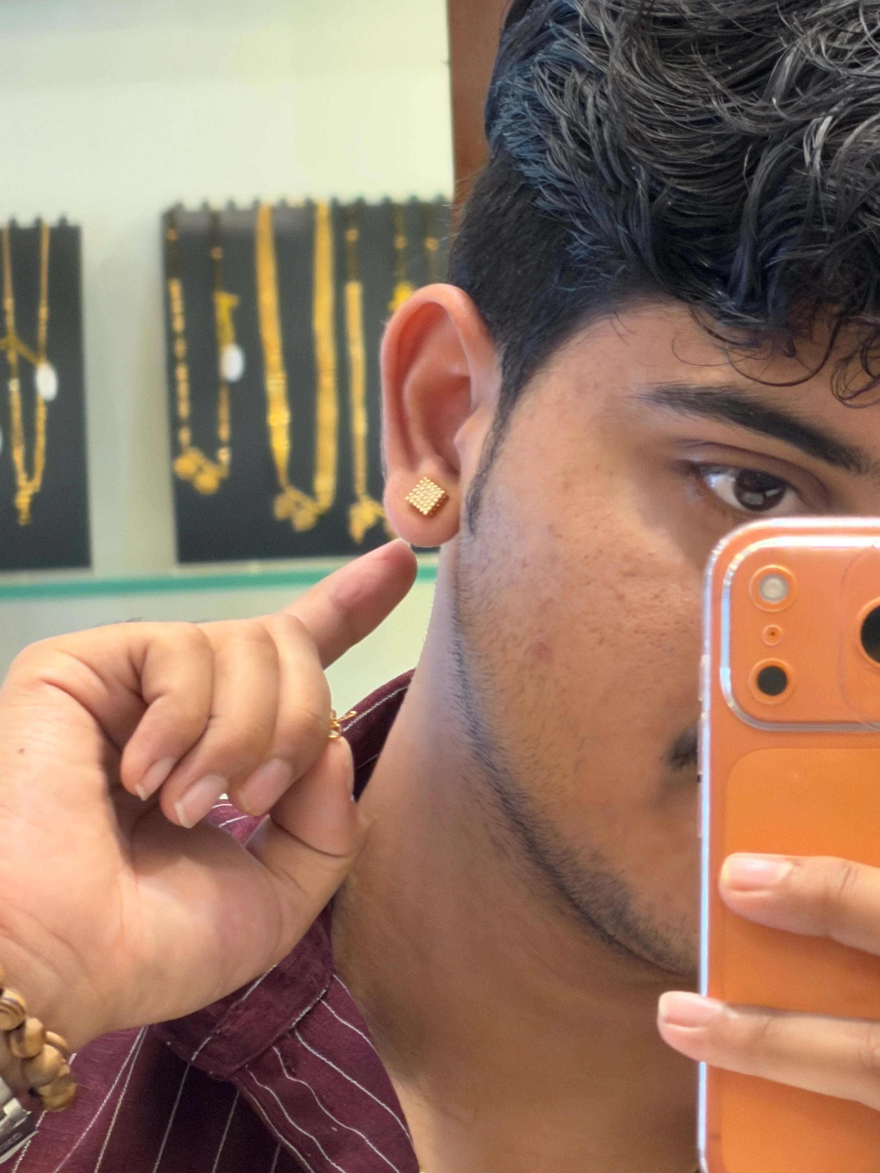 Stud ⭐⭐⭐⭐☆ 4.0 (4,610) - Image 3